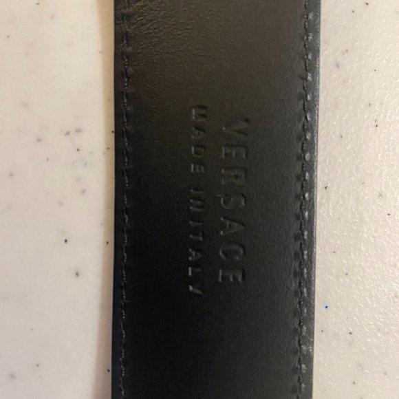 Versace Black Leather Vitello Belt Gold Medallion Buckle - Picture 5 of 5